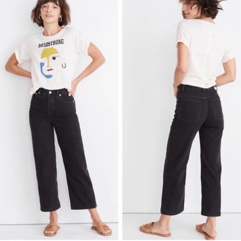 Madewell Slim Wide Leg Crop Jeans in Lunar Wash. Women’s 26 (actual 28X25)